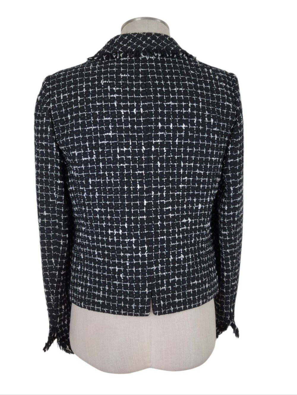 Linda Allard Ellen Tracy Tweed Skirt Suit Set Size 6 Black White Fringe Trim - Picture 5 of 11